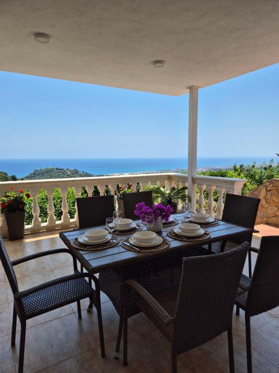 Villa Vista Alegria - B&B Santa Susanna