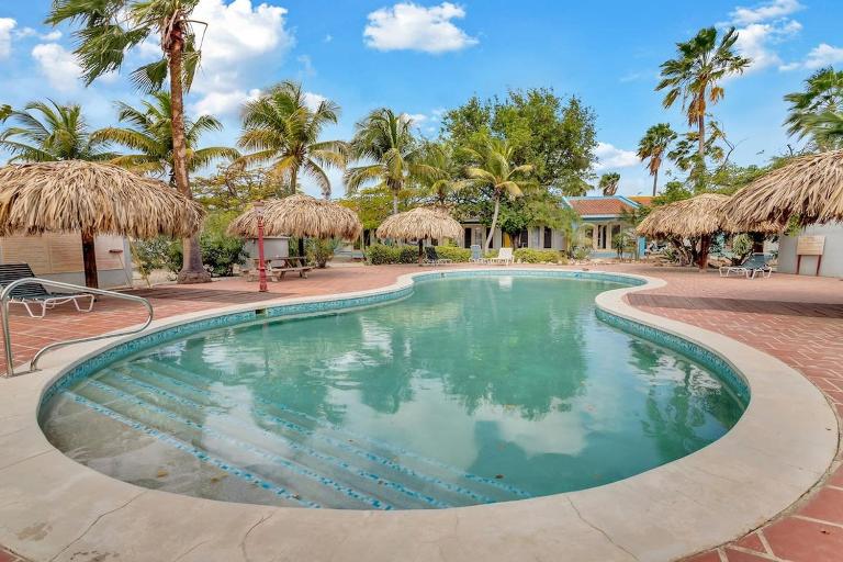 Caribbean Court Apartment Djòdjò - Ferienwohnung Kralendijk