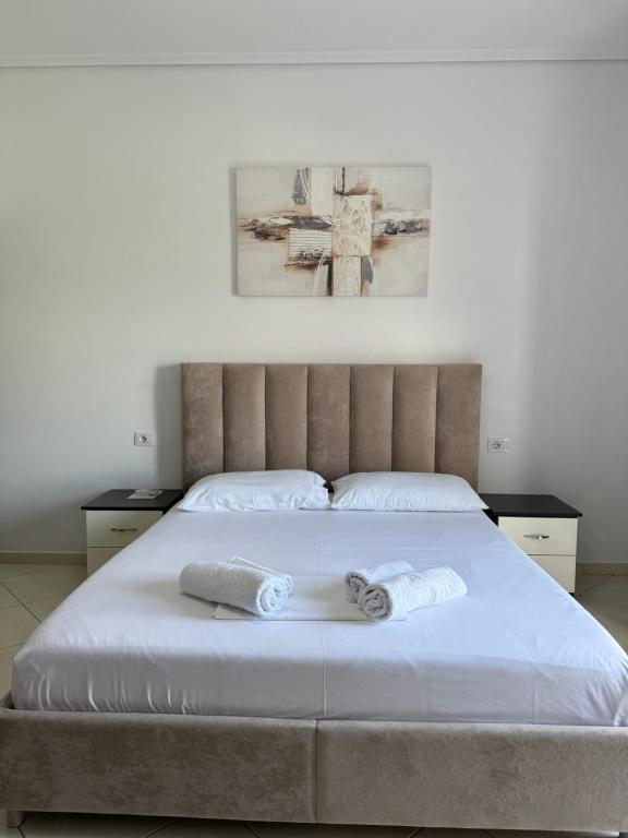 Vila Ervin Double Room - B&B Ksamil