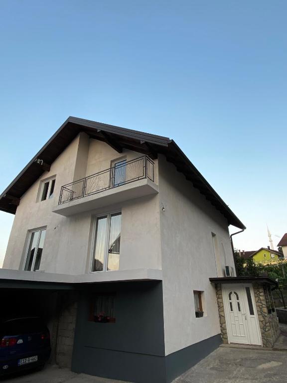 Anes House - B&B Sokolac