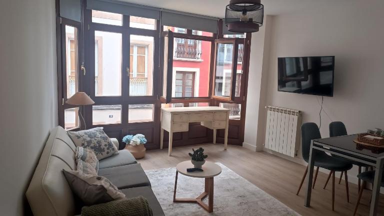 Apartamento Galería Cine Colón - B&B Ribadeo