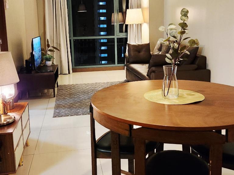 Casa Antonio at 8L Two Palm Tree Beside NAIA3 - Bed and Breakfast Manilla