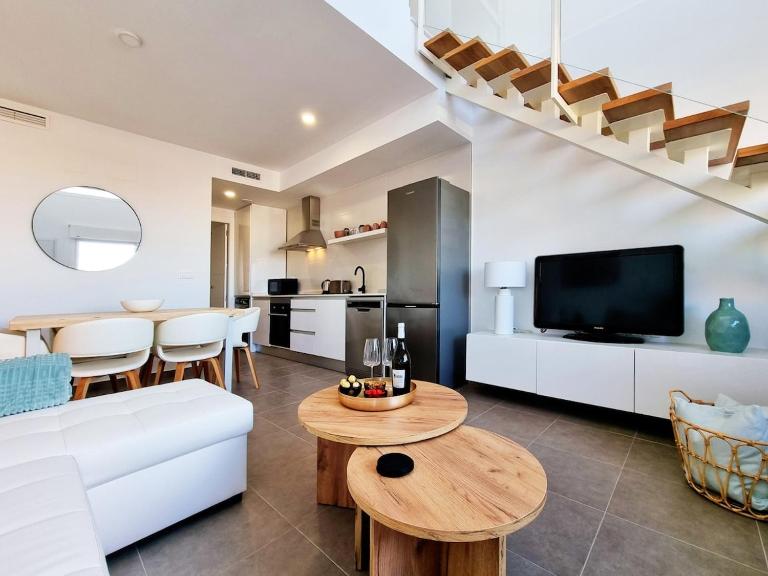 Beautiful house near the beach - B&B Alicante