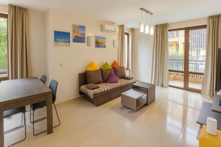 Star Dreams Apartment with Glass Veranda - B&B Saint Vlas