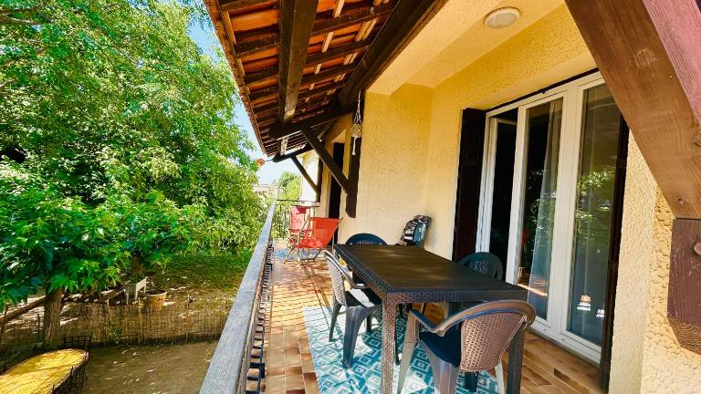 Chez le Grand - Bed and Breakfast Maraussan