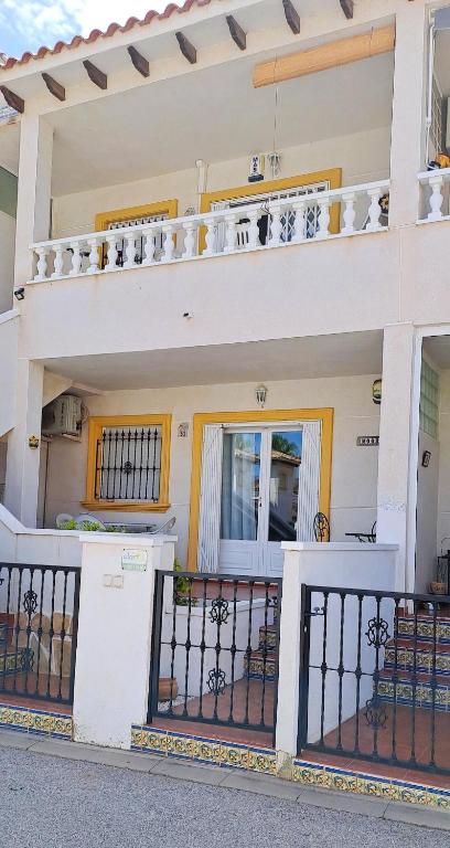 Casa Moorings - B&B Urbanizacion los Balcones