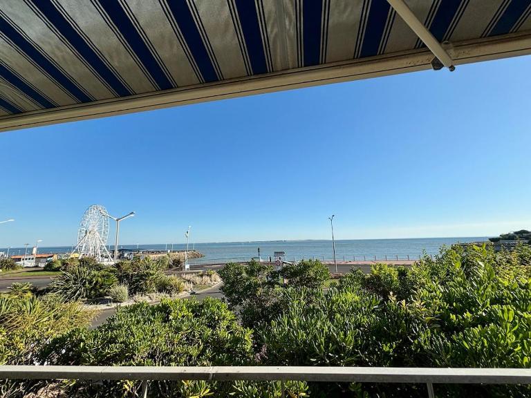 Duplex vue mer,direct plage - B&B La Celle-sous-Gouzon