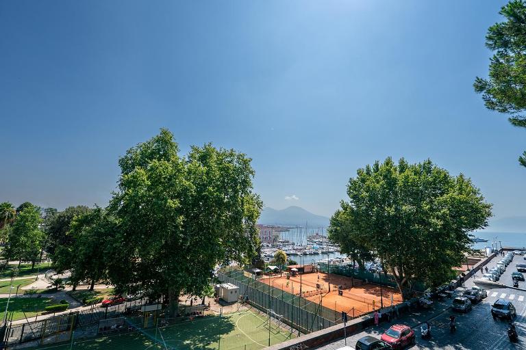 GreRos Toledo H Historical Center in Naples, by ClaPa Group Dislocated Hospitality - Ferienwohnung Neapel