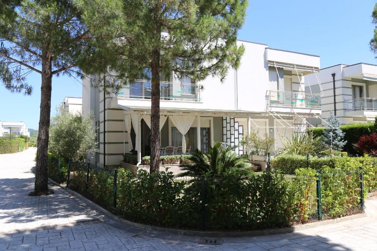 Artino - Bed and Breakfast Durrës