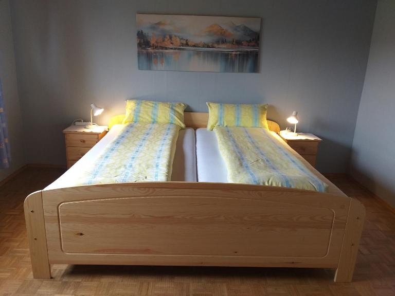 Apartment Zwei Schlafzimmer und absperrbare Fahrradgarage - B&B Baumholder