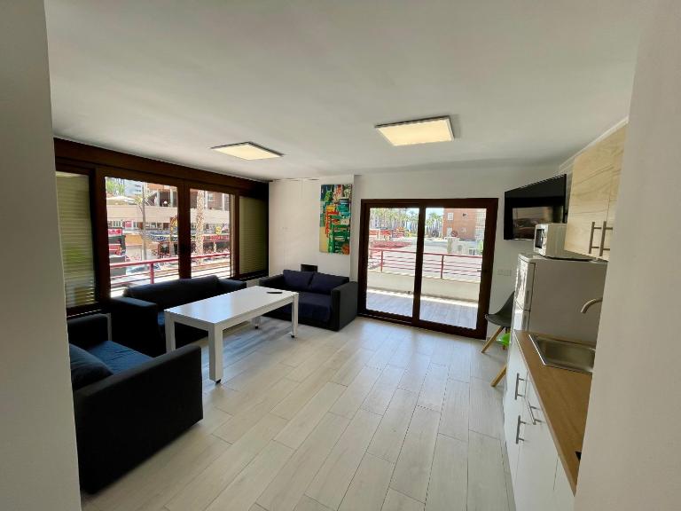 New Square Tiki - Ferienwohnung Benidorm