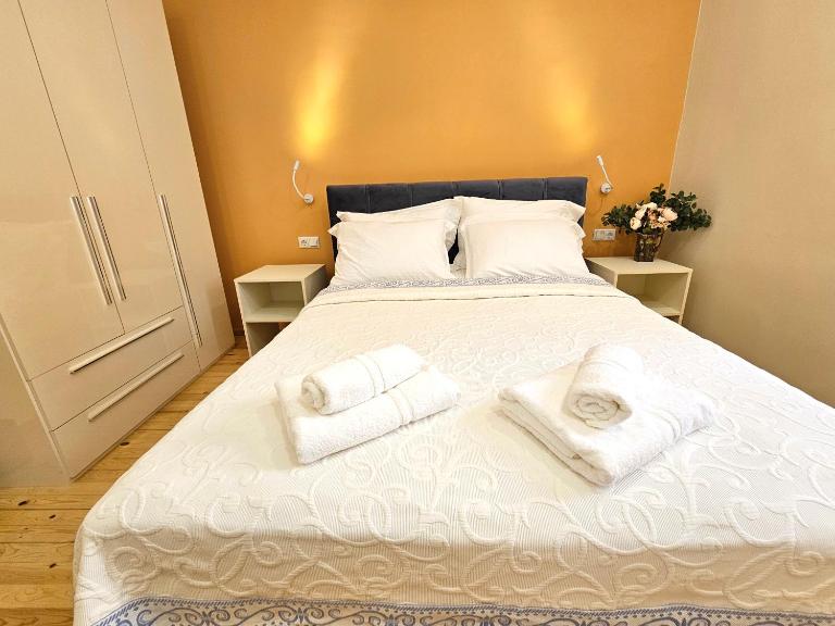 Central Bliss Apartments No2 - B&B Kavala