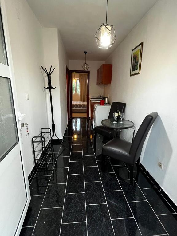 Krsto - B&B Budva