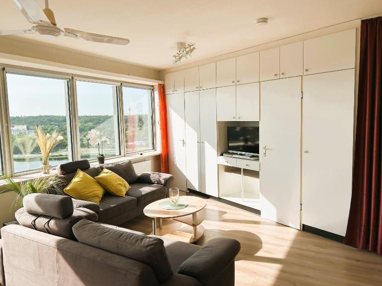 Ferienwohnung Wikinger Nest 13 10 im Wikingturm - B&B Schleswig