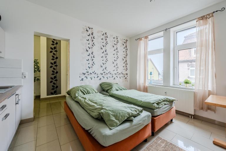 NEU Aparthotel in Gotha - Garten - Free WiFi & Parking - APARTS - B&B Gotha