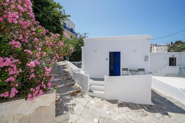 Anemopetra - B&B Apollonía