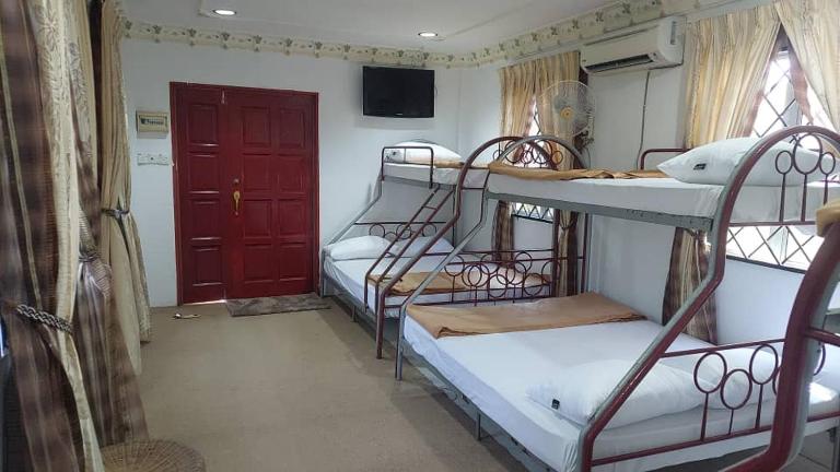 HOMESTAY AL- Amin - B&B Kuala Terengganu