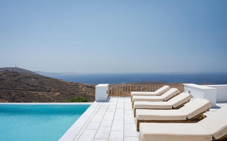 Morfes Luxury Apartments - B&B Triantáros
