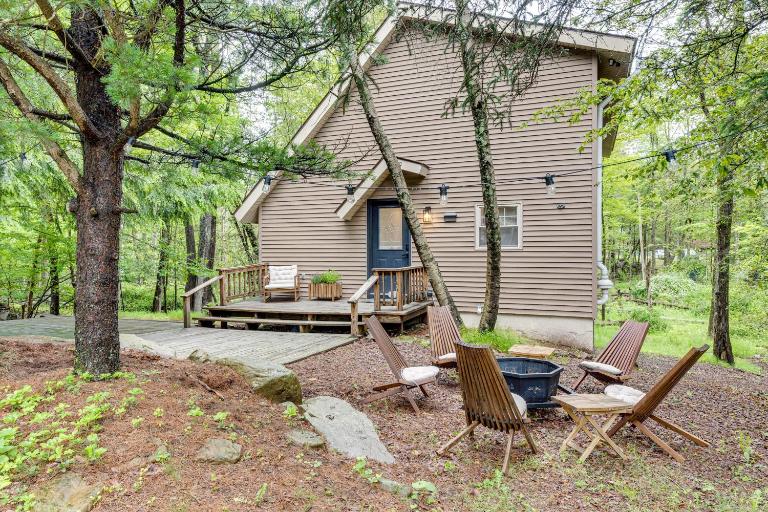 Lake Access at Family-Friendly Home in Tobyhanna - Chambres d'hôtes Tobyhanna