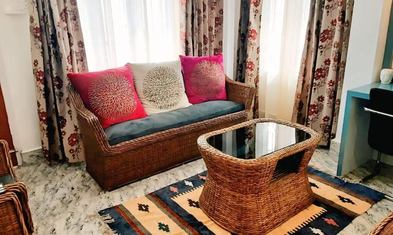 Tranquil Trails Homestay - B&B Guwahati