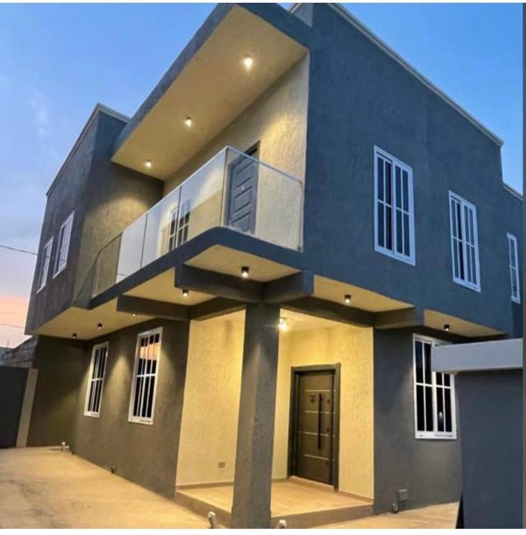 Luxurious Modern 2 bedroom house at Lakeside - B&B Ashalebotwe