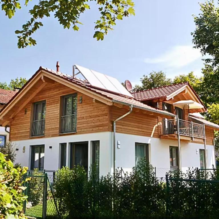 Ammersee Lodge - B&B Utting am Ammersee