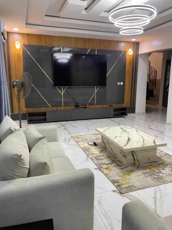 2 bedroom duplex apartment - B&B Ibadan