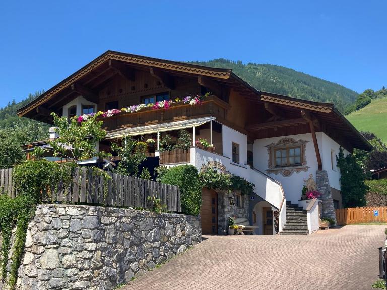 Appartment Elfi - B&B Uttendorf