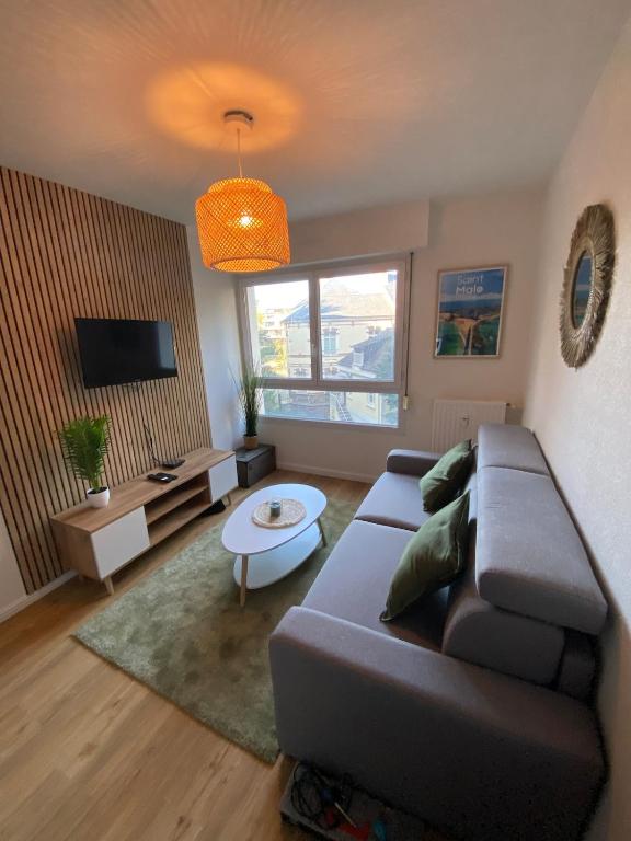 Les Quais centre-ville - Bed and Breakfast Rennes