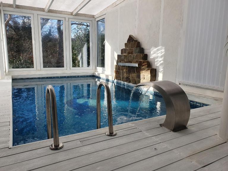 Ferienwohnung mit Sauna und Pool - B&B Niederdürenbach