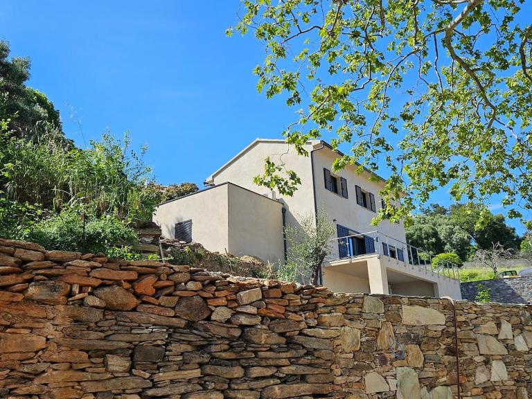Splendide villa avc piscine-les Collines Bastia - B&B Bastia