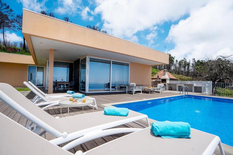 Casa Luz by LovelyStay - B&B Prazeres