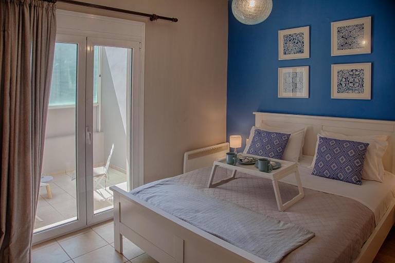 Divine Apartments - Ferienwohnung Kounoupidianá
