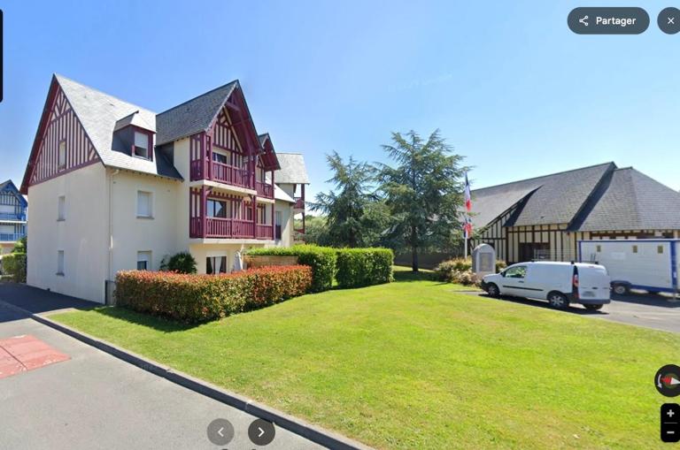 Rez de jardin centre Saint Arnoult - B&B Deauville