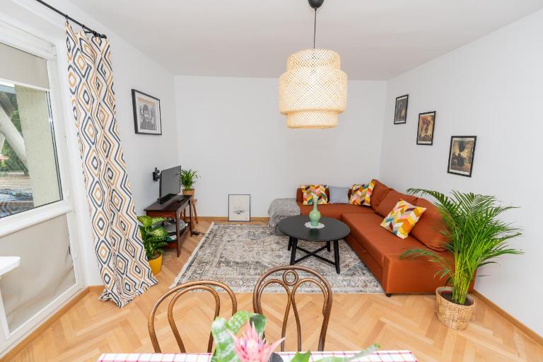 ArtBase - cozy and close to everywhere - Ferienwohnung Posen
