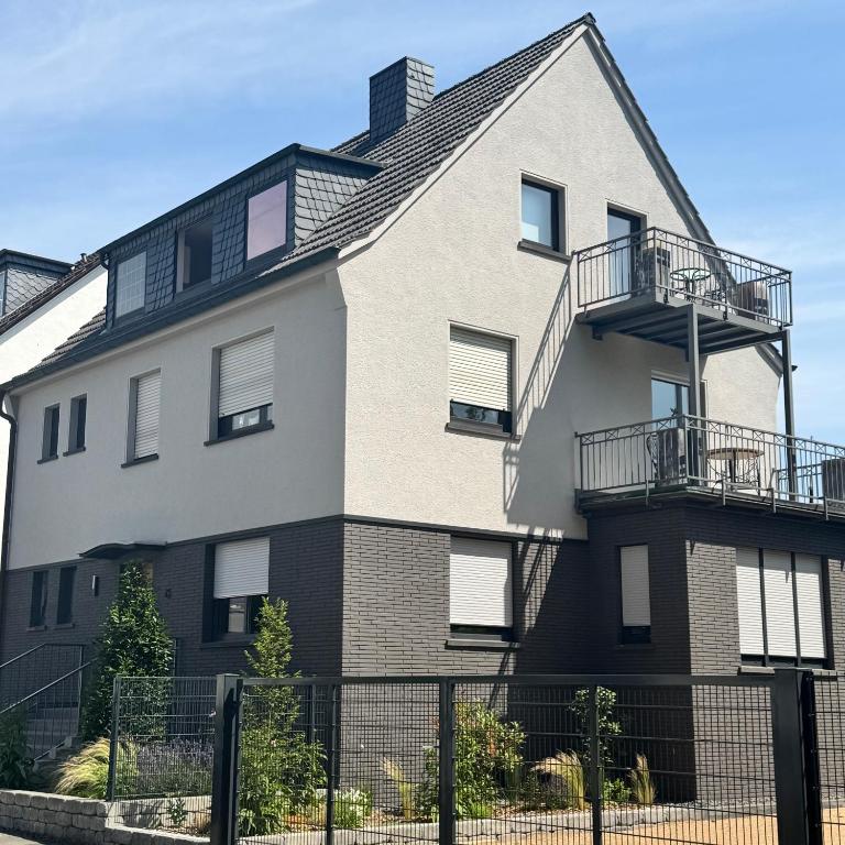 Ferienwohnung Ahrufer - Bed and Breakfast Bad Neuenahr-Ahrweiler