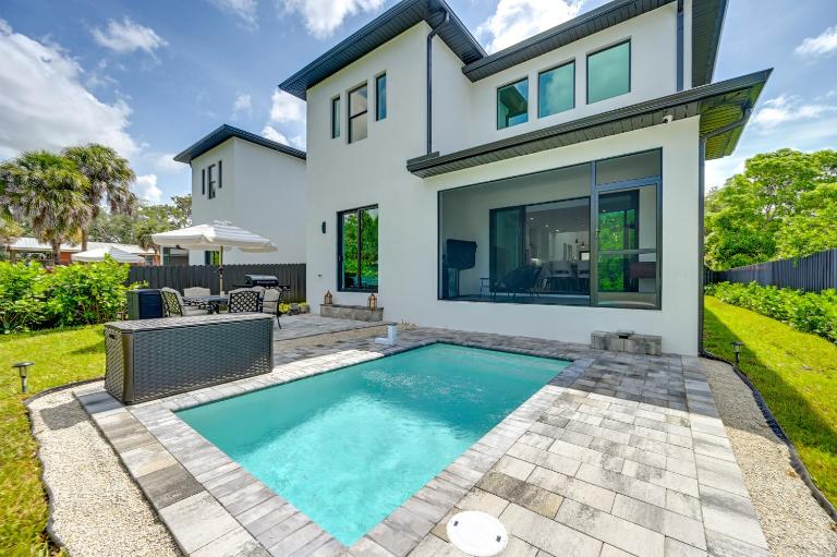 Walk to Celebration Park: Naples Home w/ Pool! - B&B Naples