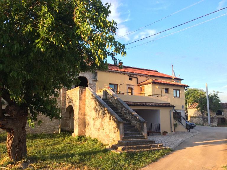 Apartment Anamarija - Bed and Breakfast Poreč