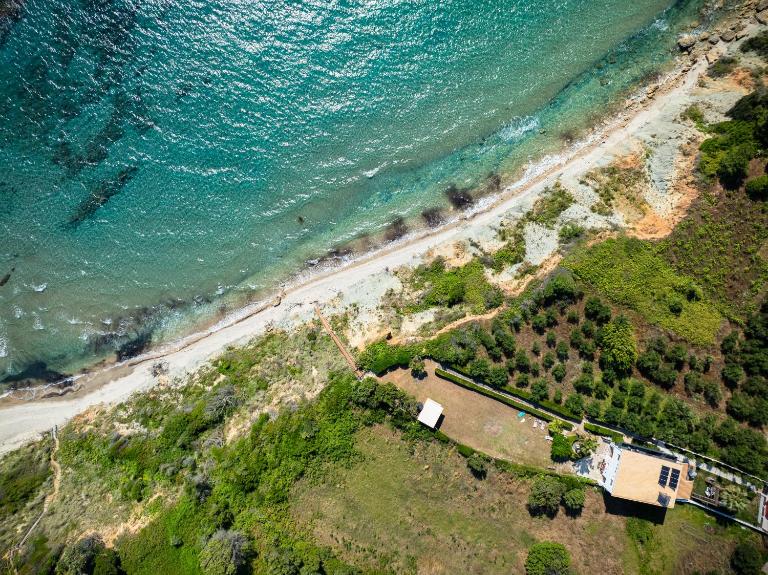 Kanouli Beach Apartment - B&B Karyofyto