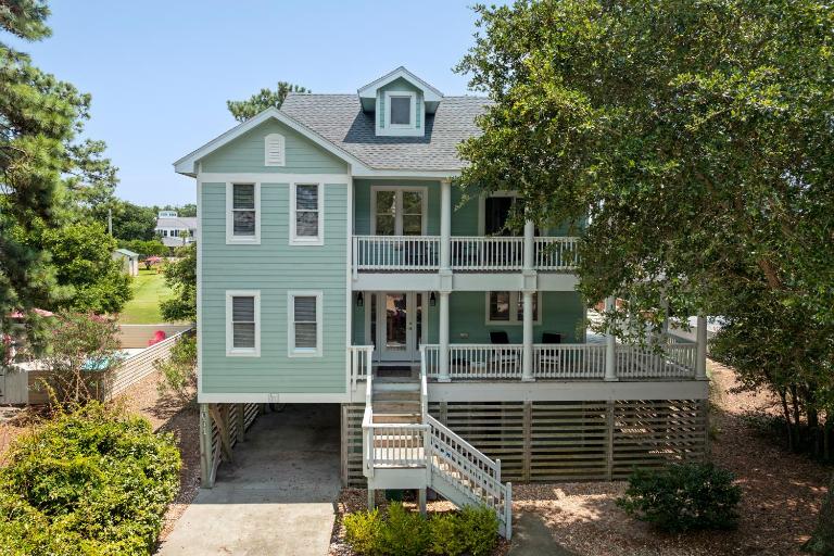 Sunshine Daydream - B&B Corolla