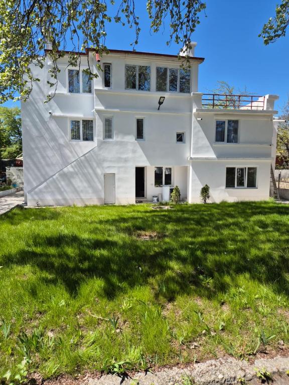 Cazare Pedro - Ferienwohnung Mamaia