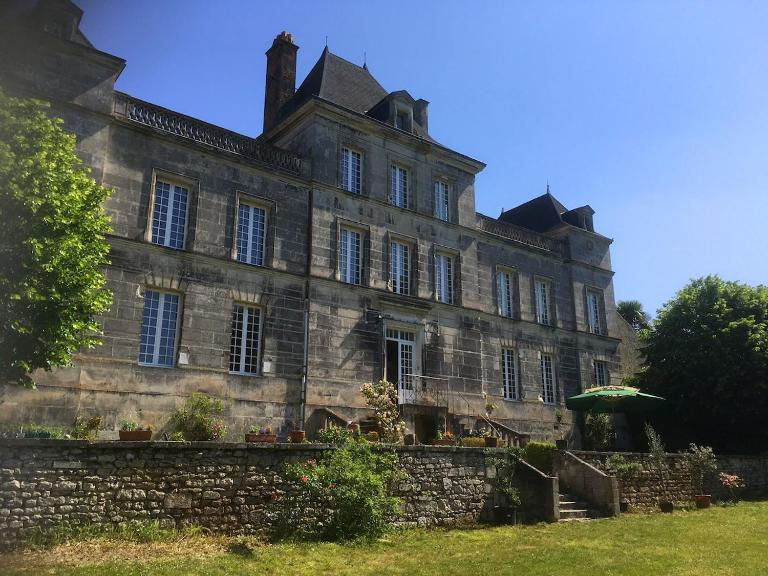 Château du Port Hublé - Bed and Breakfast Chaniers