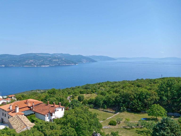 Casa Bonetta by Rent Istria - B&B Zagorje
