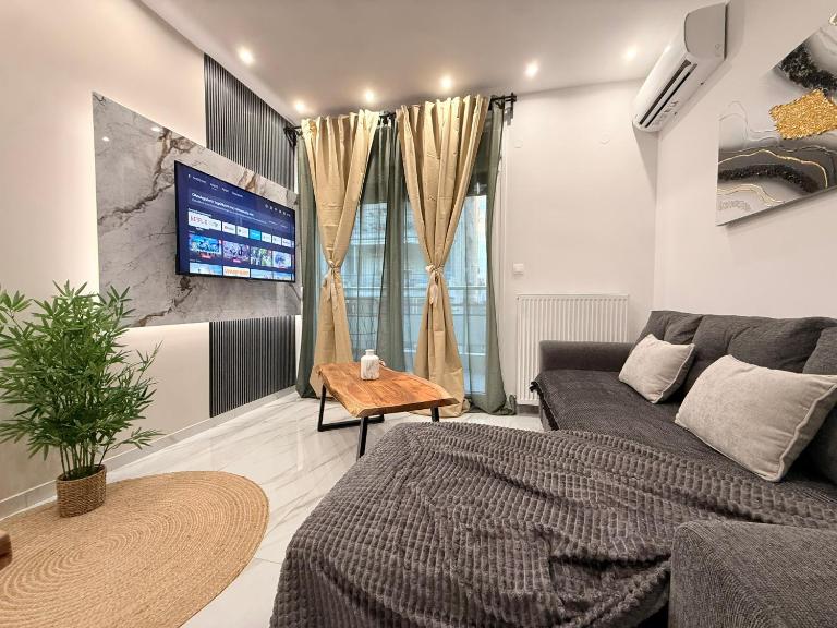 City Nest by InFox Suites Private Parking - B&B Salonicco