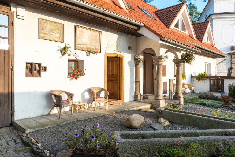 Penzion U Zámeckého parku - Ferienwohnung Žihobce