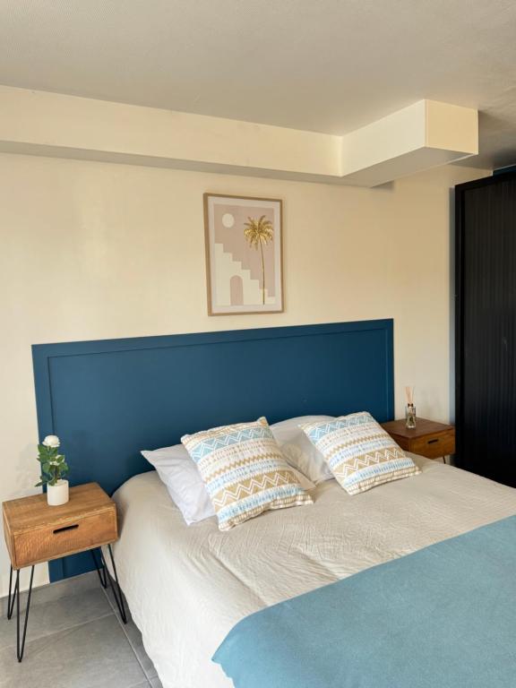 Studio Platanes 8 - Proche Disneyland - Parking gratuit - Meaux - B&B Meaux