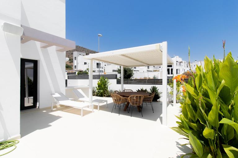 Aloe, 3 bedroom townhouse - Ferienwohnung Nerja