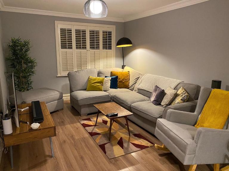 Gleanntan House - Beautiful Town House with Free parking - B&B Killarney
