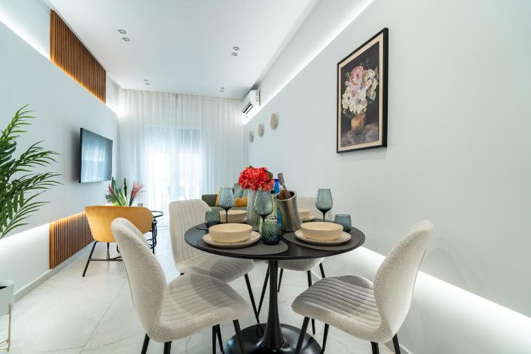 AvenueCentral FamilyBoutique MSLiving - Bed and Breakfast Thessaloniki
