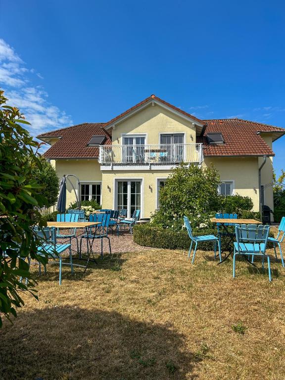Villa am Weinberg mit Garten großzügig und exklusiv - Ferienwohnung Geisenheim